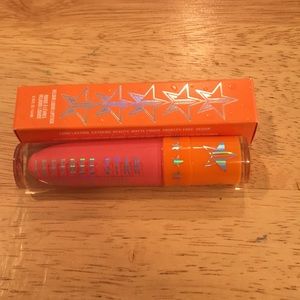 ⭐️Pending⭐️Jeffree star liquid lip 818